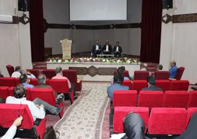 نشست نماینده مردم مراغه و عجب شیر با جمعی از پزشکان دانشکده